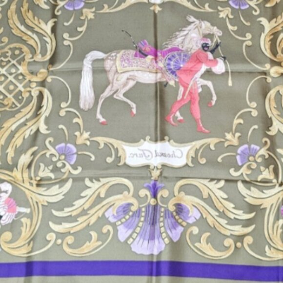 Hermès Cheval Turc Silk Scarf 90cm Olive Green Purple Horse Design by Vauzelles - Picture 10 of 10
